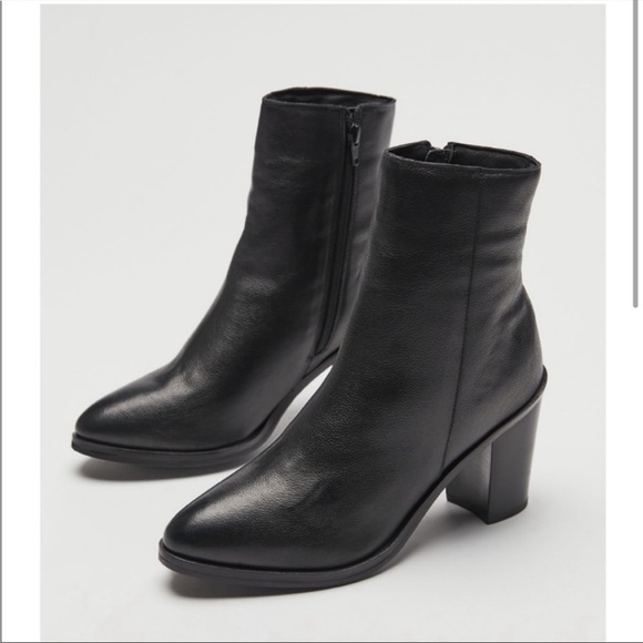 Urban Outfitters Maya Leather Boot - Picture 3 of 10